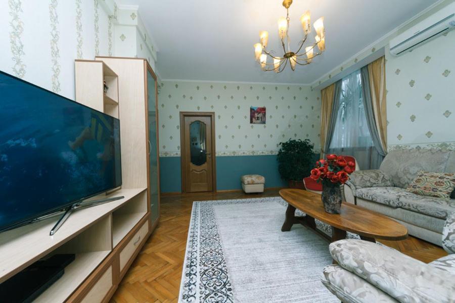 Three-Room Apartments At The Polytechnic Institute Kiev Exterior foto